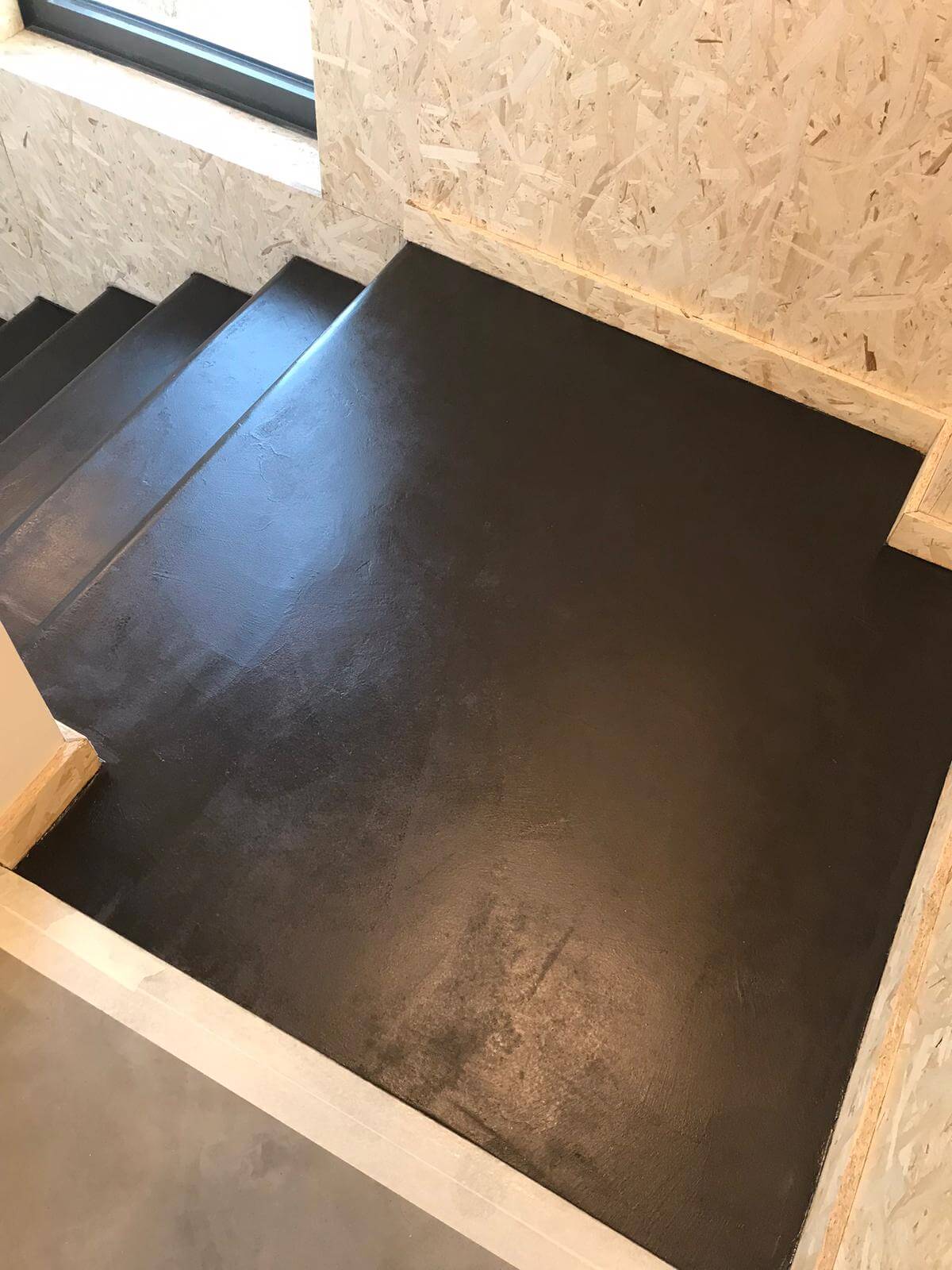 Réalisation de décoration intérieure à La Roche sur Yon par Artiplâtre